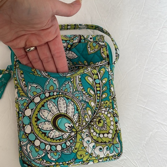 Vera Bradley retired peacock pattern crossbody purse in turquoise & yellow/green - Picture 6 of 16